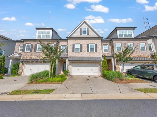 3287 Artessa Ln NE, Roswell, GA 30075