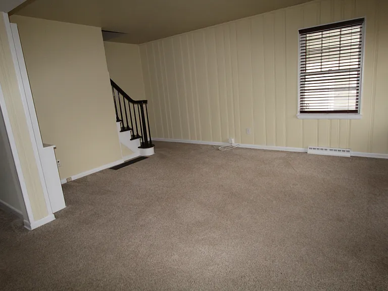 972 Chambers Cir — Photo 5