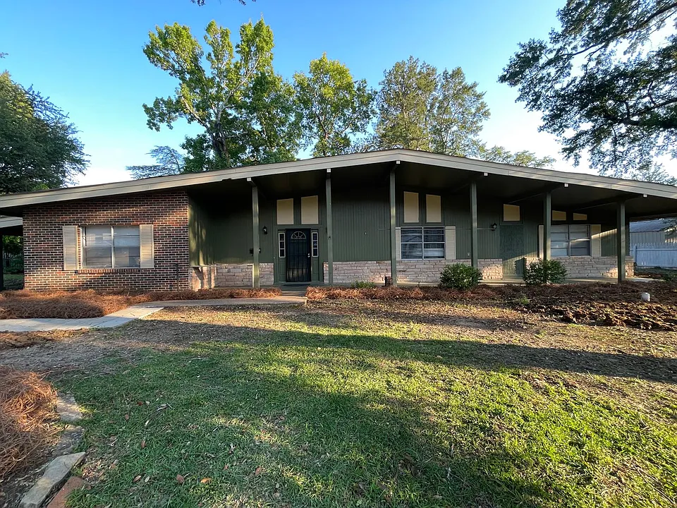 123 Hobbie Dr