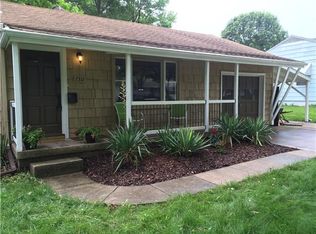 7312 Reeds Rd, Overland Park, KS 66204