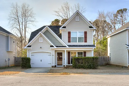 703 Sycamore Ct Photo 1