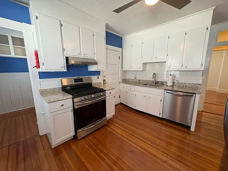 62 Ibbetson St #3L — Photo 15