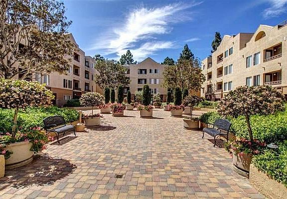 3rd image of 3550 Lebon Dr Unit 6318