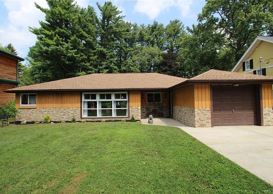 1st image of 362 Linden Ave