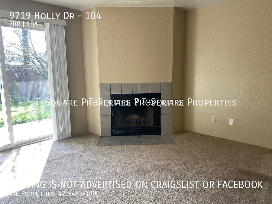 1st image of 9719 Holly Dr #104