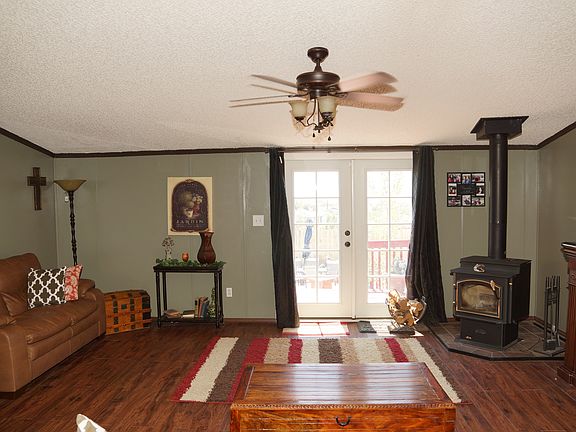 4th image of 101 Goldenrod Ave