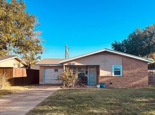 1320 46th St, Lubbock, TX 79412