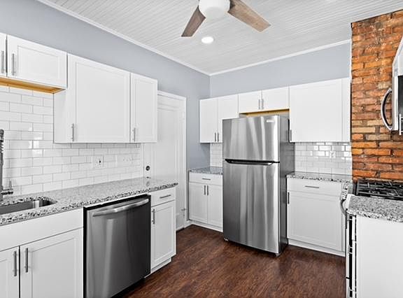 2nd image of 2029 Lewis Dr #2