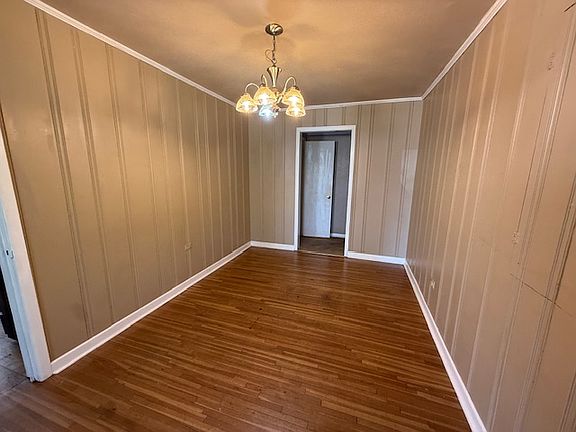 3rd image of 308 Beaty Dr