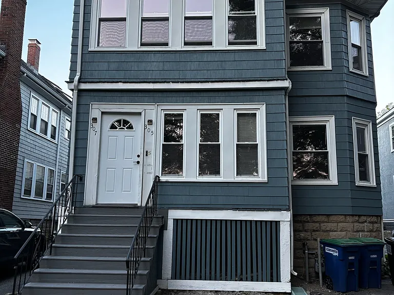 307 Alewife Brook Pkwy — Photo 1