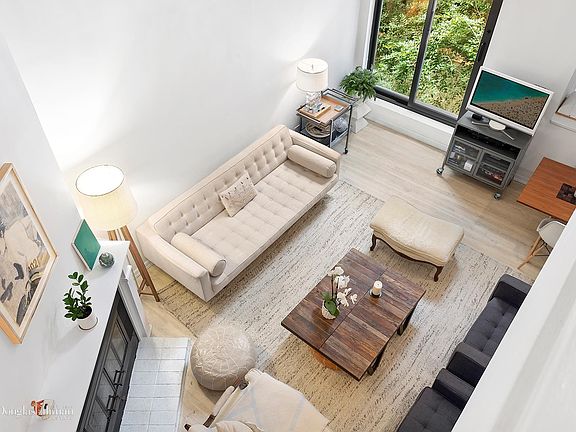 5th image of 359 W 29th St #2B