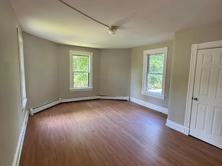 49 Mountain Ave #B — Photo 6