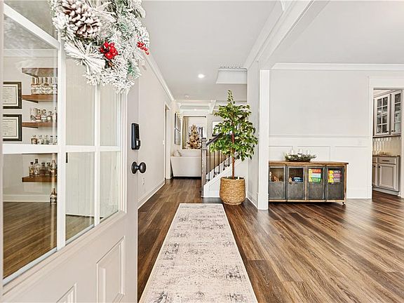 4th image of 357 Brant Cir