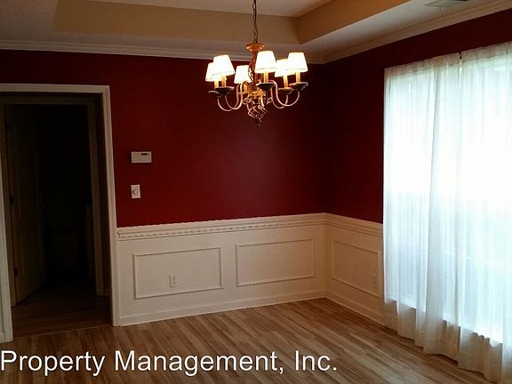 3rd image of 3813 Charbon Ln