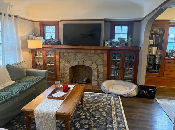 2367 N 57th St, Milwaukee, WI 53210