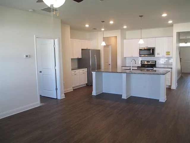 870 Sunny Stroll Dr — Photo 7