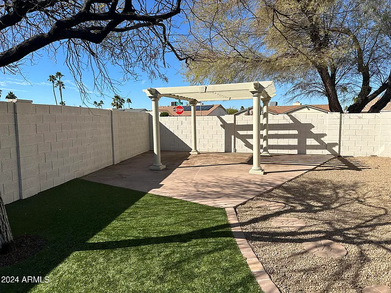 10645 E Mercer Ln — Photo 14