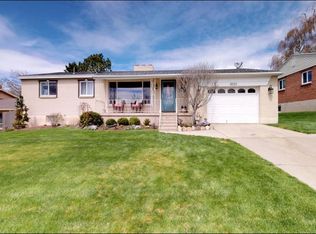 3023 E Lajoya Dr, Holladay, UT 84124
