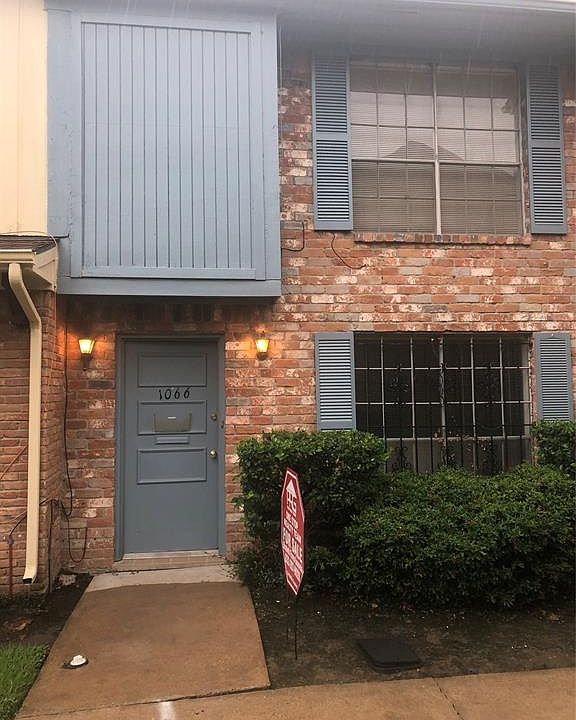 1st image of 1066 Willow Oaks Cir