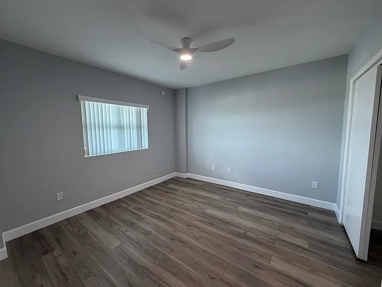 15051 Royal Oaks Ln — Photo 15