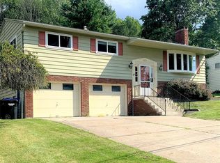 4512 Marshall Dr W, Vestal, NY 13850