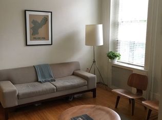 711 Pine St APT 2F, Philadelphia, PA 19106