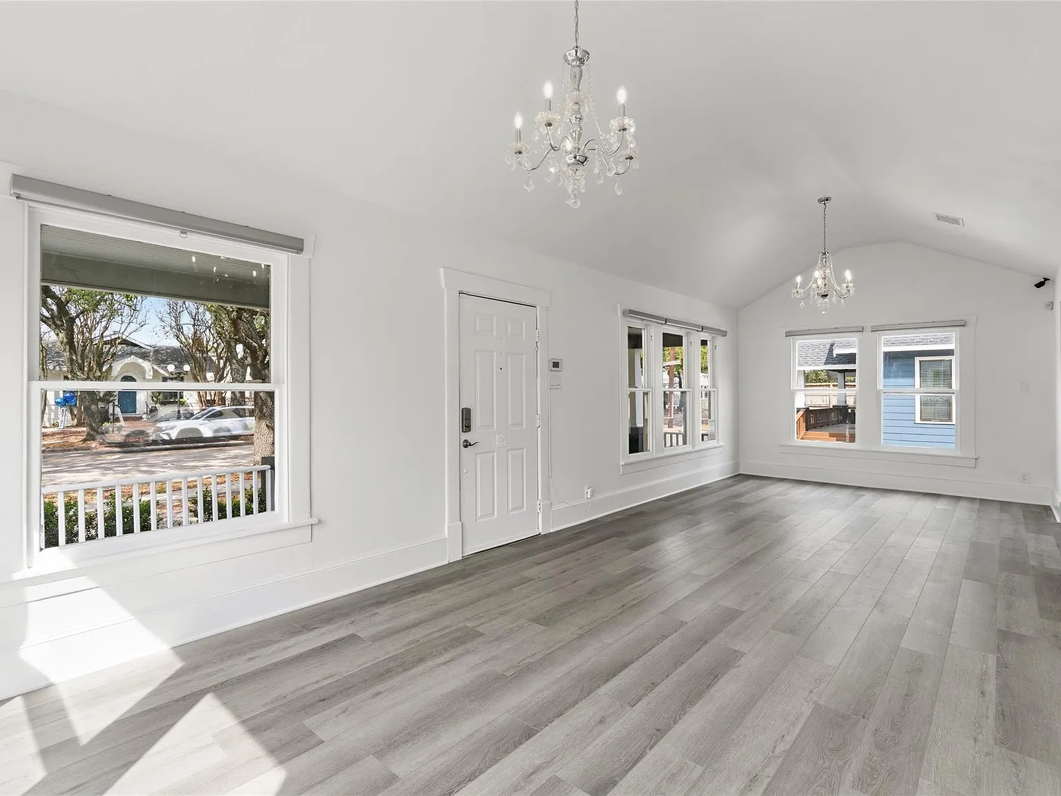 Studio, 1.0 bath, 1020 sqft, $2,880 — Photo 2