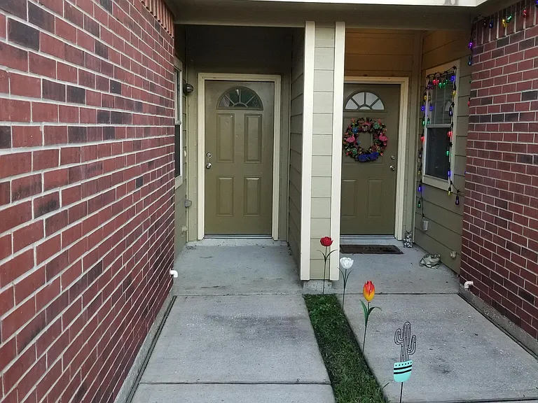 543 Birdsong Dr — Photo 4