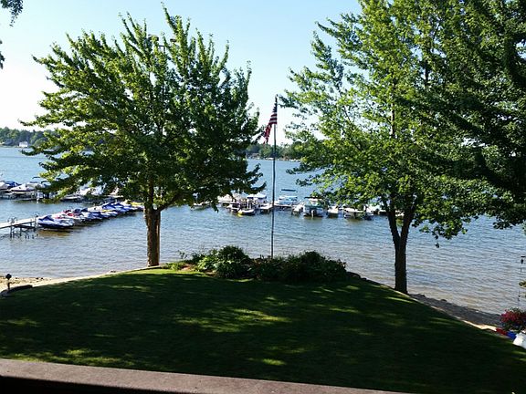 3rd image of 5430 Country Aire Dr #3