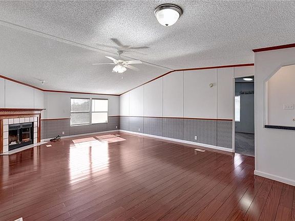 5th image of 145 Elm Forest Loop Unit B