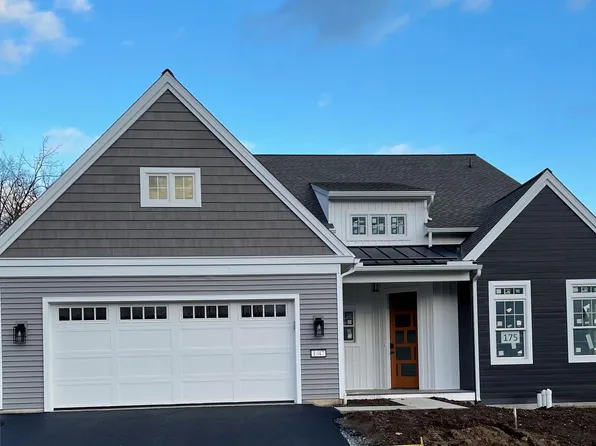 1047 Stanford Dr #175, Lebanon, PA 17042