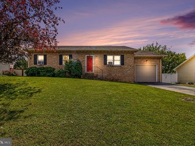81 Lion Dr, Hanover, PA, 17331