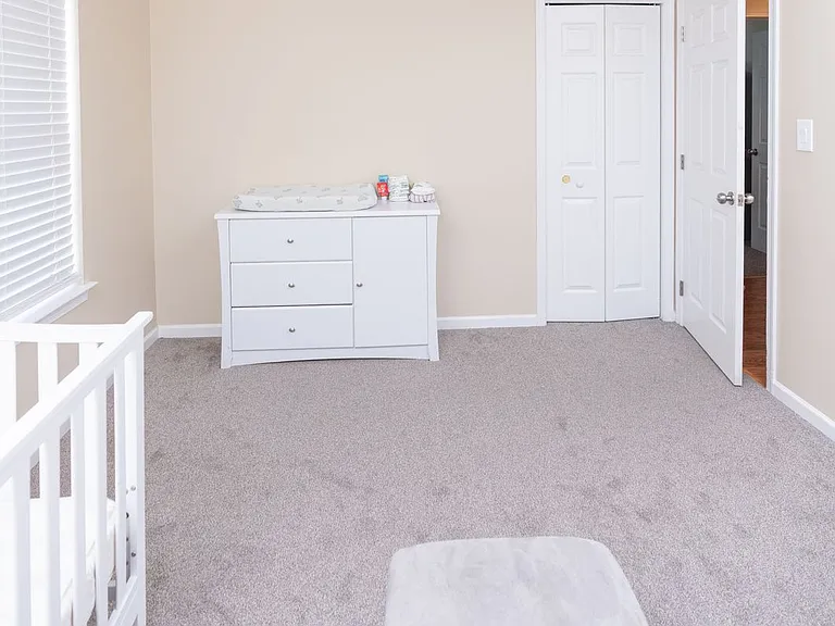 2072 Sheaffer Rd — Photo 13