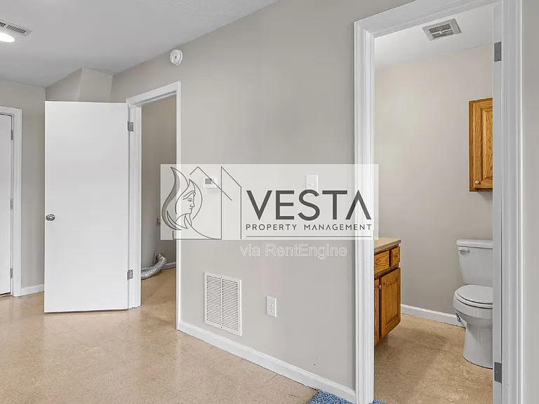 588 Ray Hill Rd #D — Photo 30