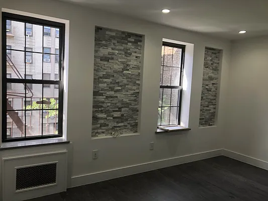 Rented by Gemstone Realty Partners | media 22