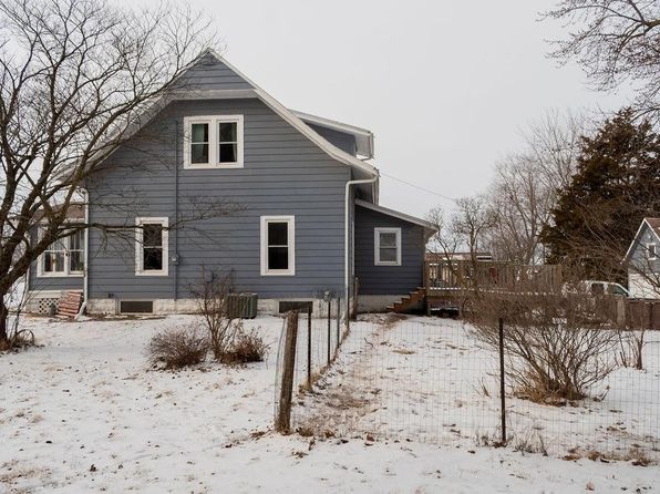 608 South St, Urbana, IA 52345