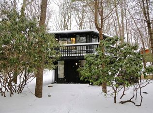 13 Nottingham Gate Rd, Rock Hill, NY 12775