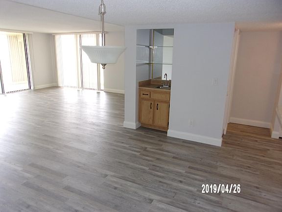 2nd image of 840 N Atlantic Ave APT 304