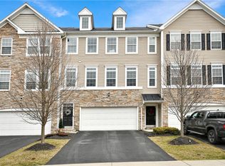 13 Truman Cir, Mc Kees Rocks, PA 15136