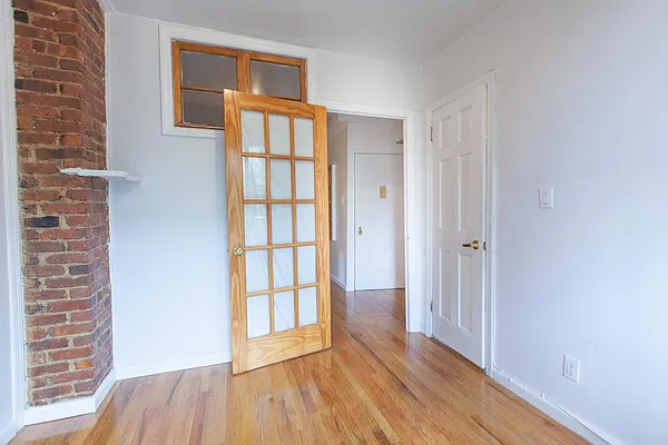 Rented by Voro NYC | media 33