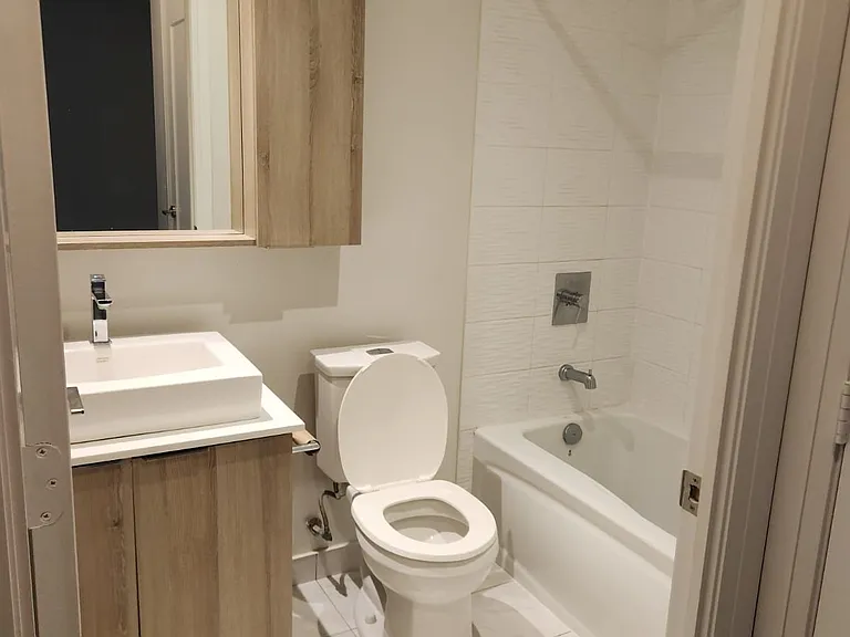 110 Marine Parade Dr #509 — Photo 7
