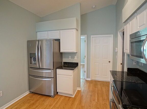 4th image of 18222 Portside St