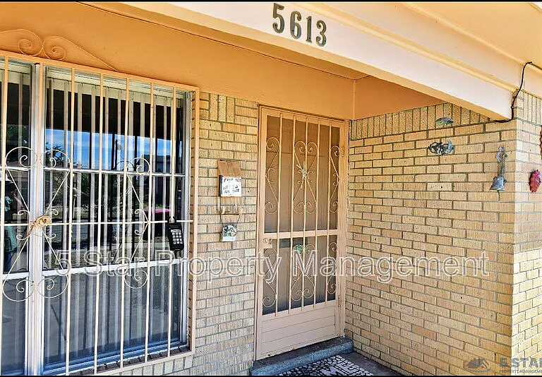 5613 Creston Ave — Photo 5