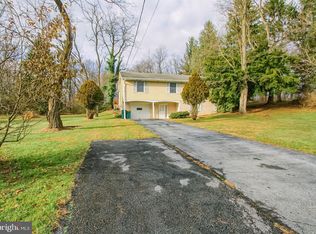 7960 Rider Ln, Hummelstown, PA 17036
