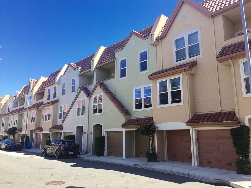 1st image of 80 Megan Dr