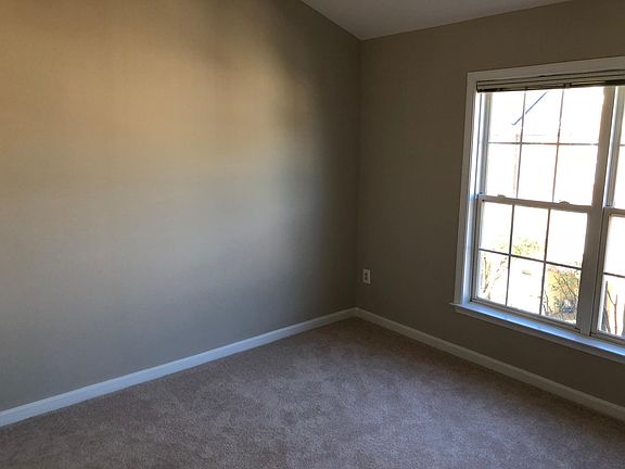Upstairs bedroom3