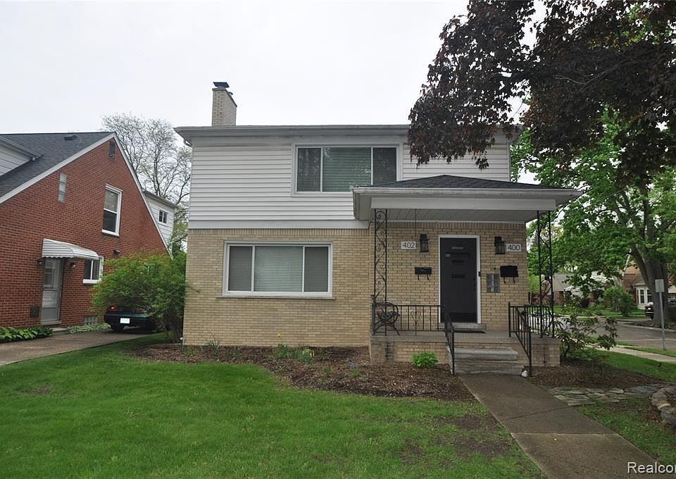 1st image of 402 W Catalpa Dr