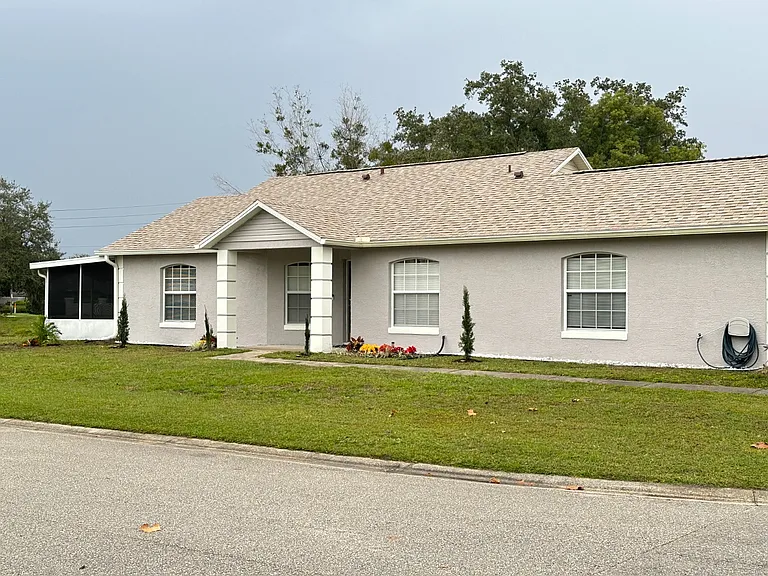 1049 Amanda Kay Cir — Photo 28