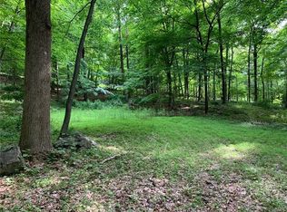 98 Moog Rd, Garrison, NY 10524