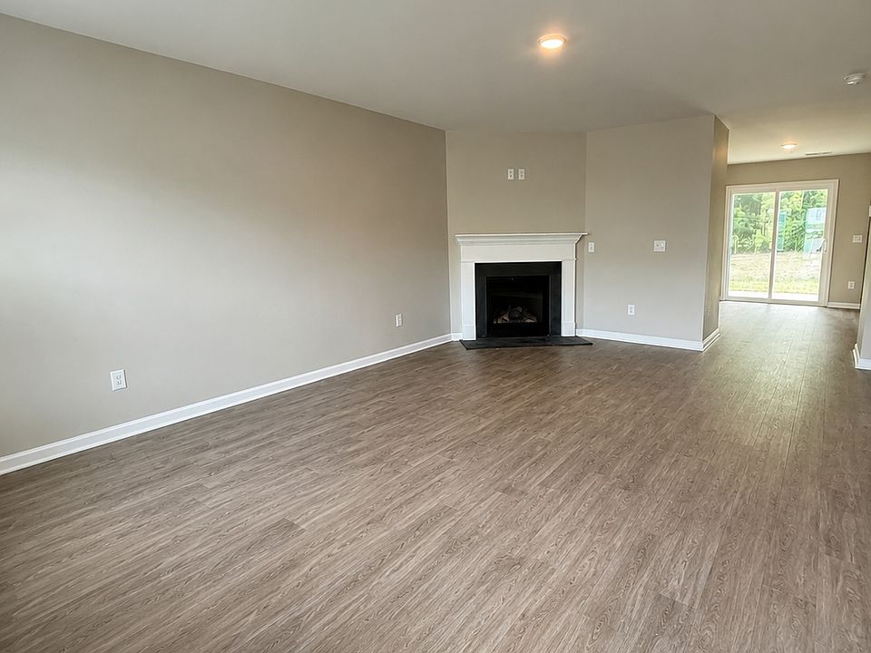 1st image of 2104 Elmridge Rd
